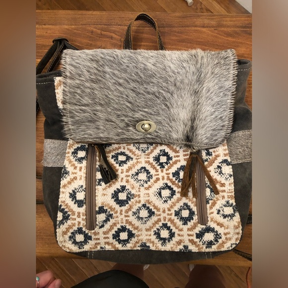 Myra Backpack - Picture 4 of 5